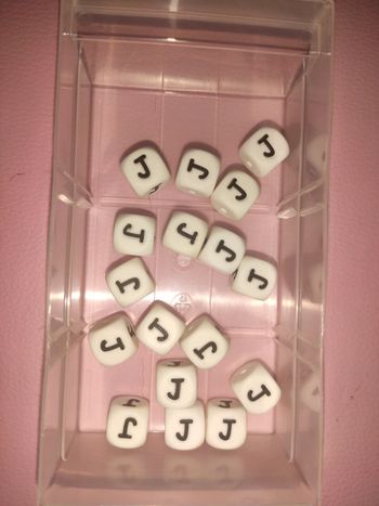 Perles lettre silicone