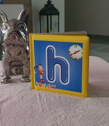 Livre enfant / bébé  oui-oui