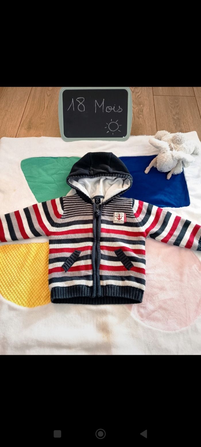 Gilet chaud en polaire taille 18 mois