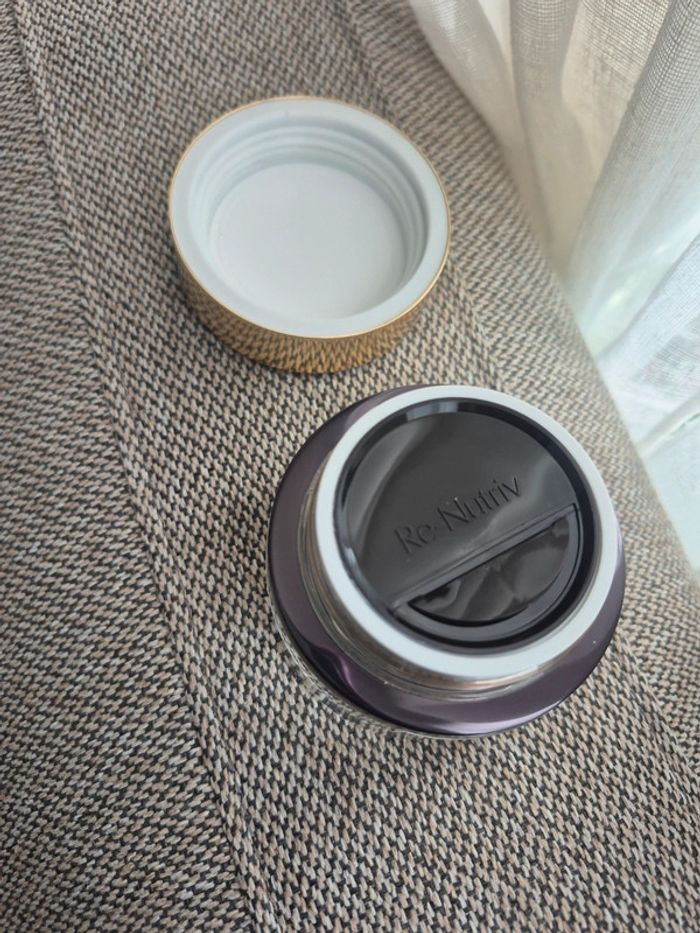 Estee lauder 50ml re nutriv creme transformation sculptée - photo numéro 8