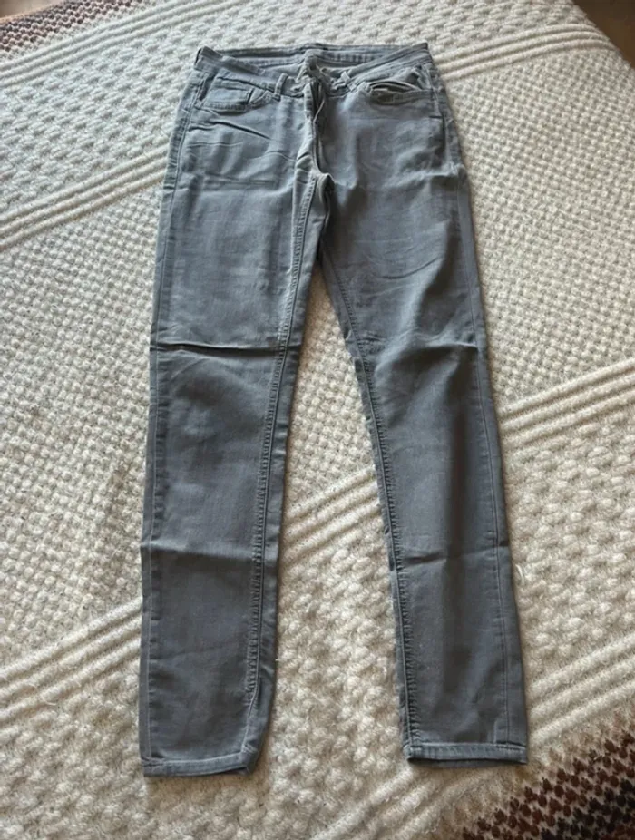Jean gris