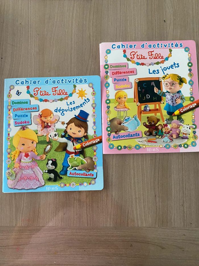 Lot de livres cahier d’activités ptite fille Fleurus