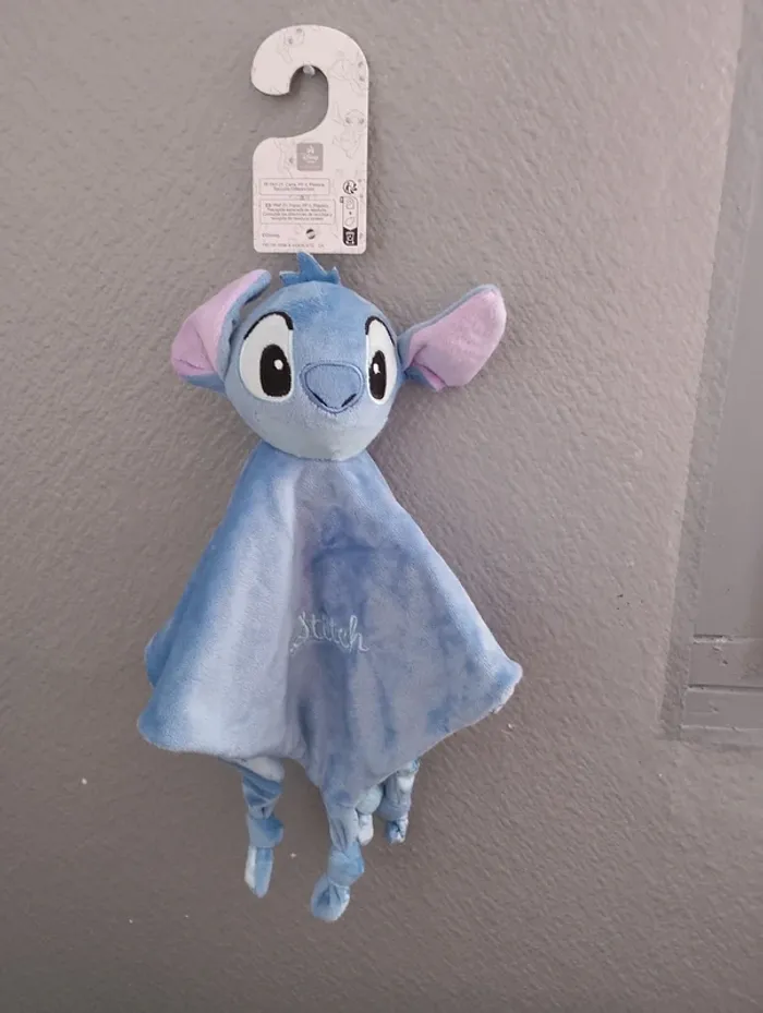 Doudou Stitch disney
