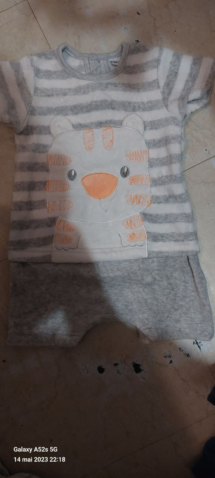 Combinaison été 3 mois