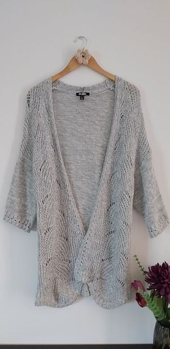 Beau cardigan gris clair
