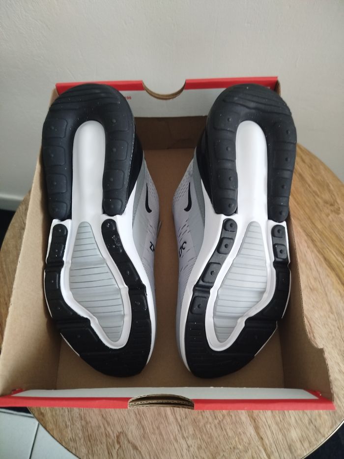Baskets Nike T 36.5 - photo numéro 8