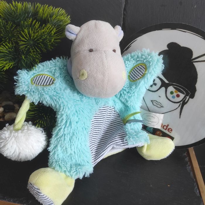 doudou et compagnie marionnette hippopotame gris bleu vert rayé dc3051 lovely pistache