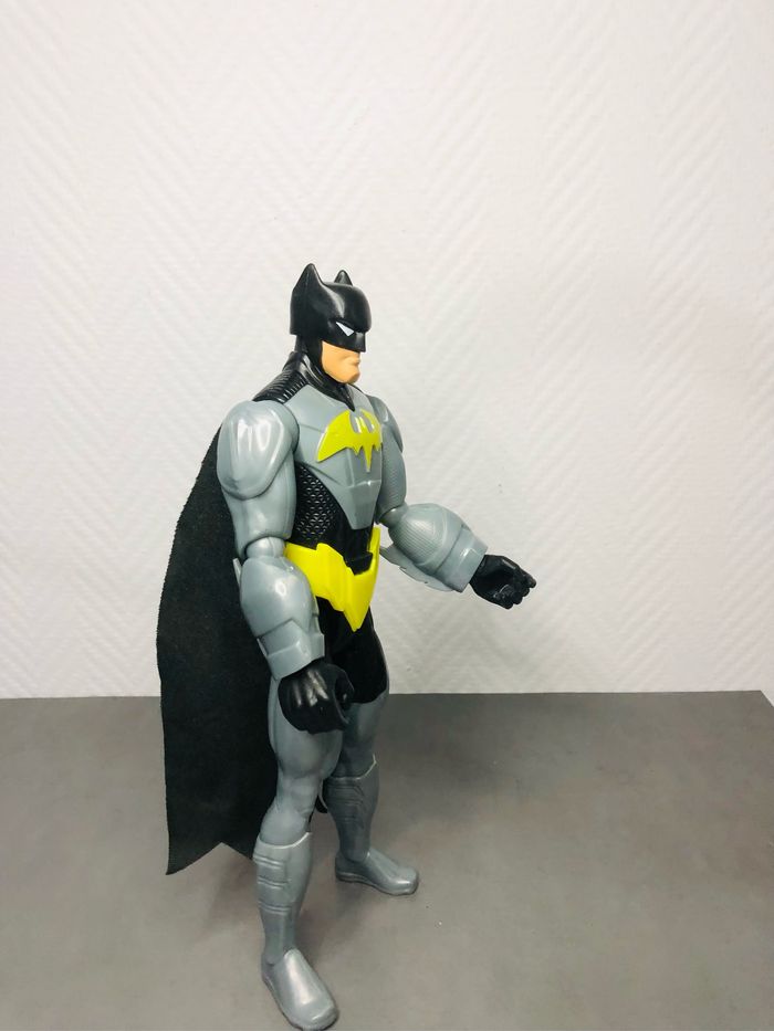 Figurine Batman 30cm Dc comics - photo numéro 3