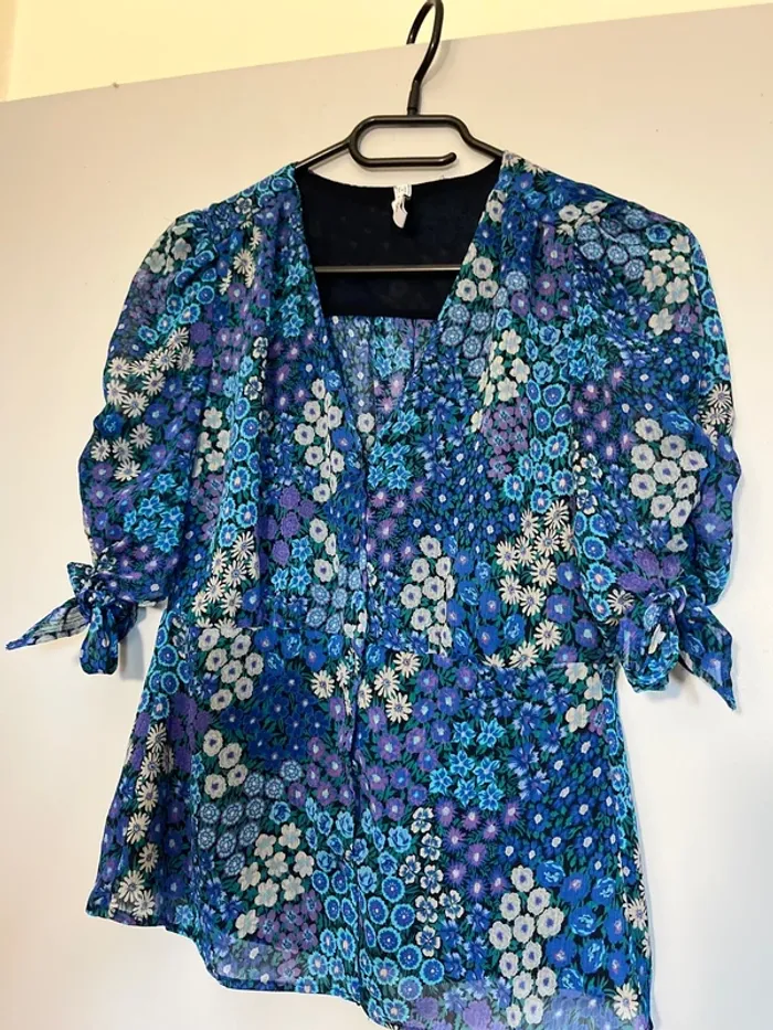 Blouse fleurie - photo numéro 2