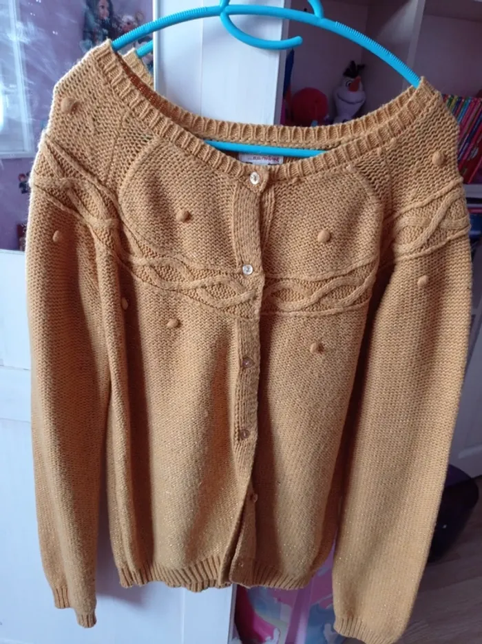 Gilet moutarde DPAM 12 ans