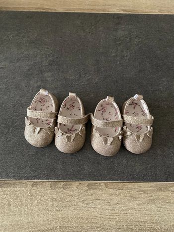 Lot de 2 paires de Chaussure paillete papillon taille 16 orchestra