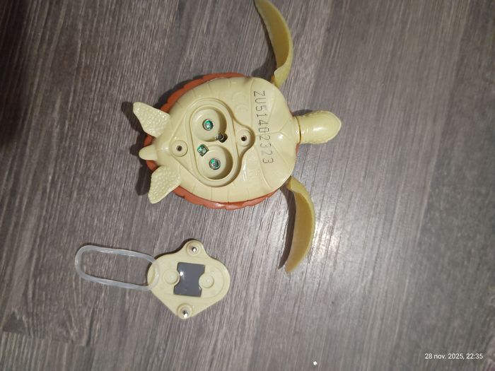 2 petites tortues mécanisées - photo numéro 4