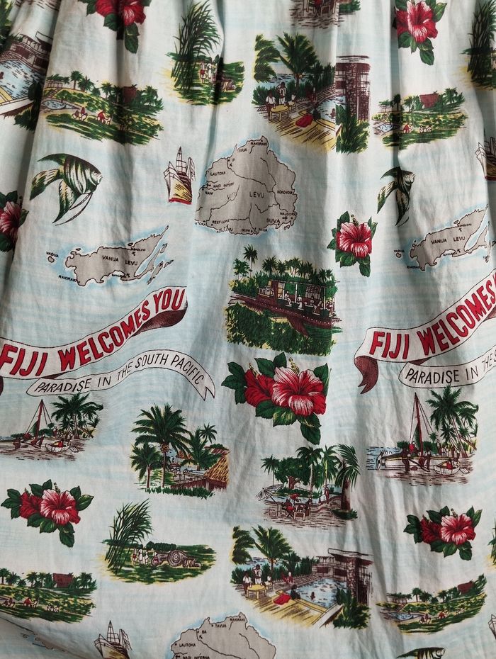 Robe hell Bunny welcome Hawaii - photo numéro 3