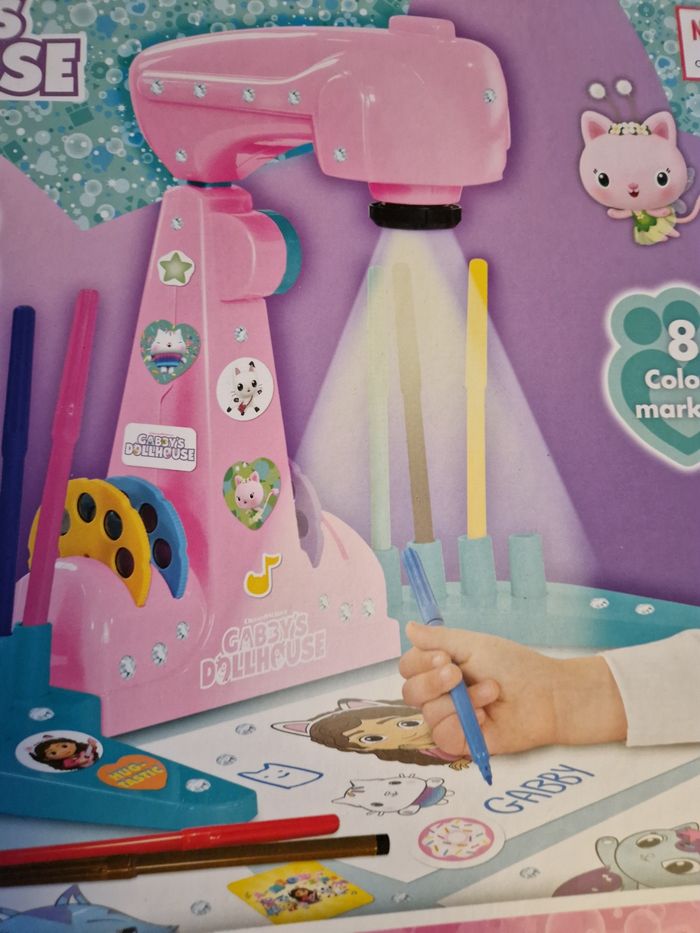 Projecteur dessin gabby et la maison magique - photo numéro 3