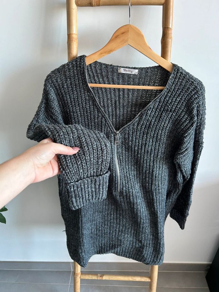 Pull long ou robe en maille - photo numéro 2