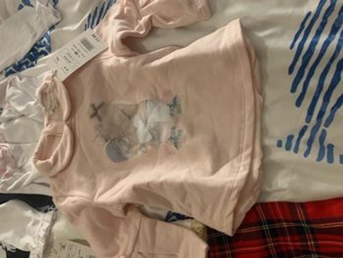 Lot de vêtements fille 6/9 - photo numéro 10