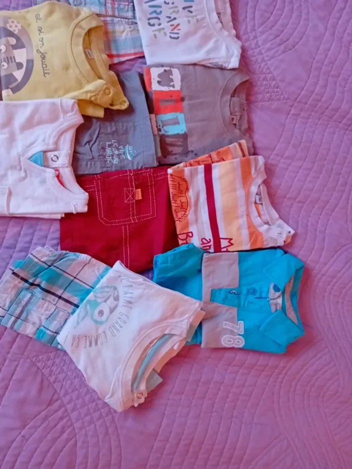 Lot de petits ensembles shorts. - photo numéro 3