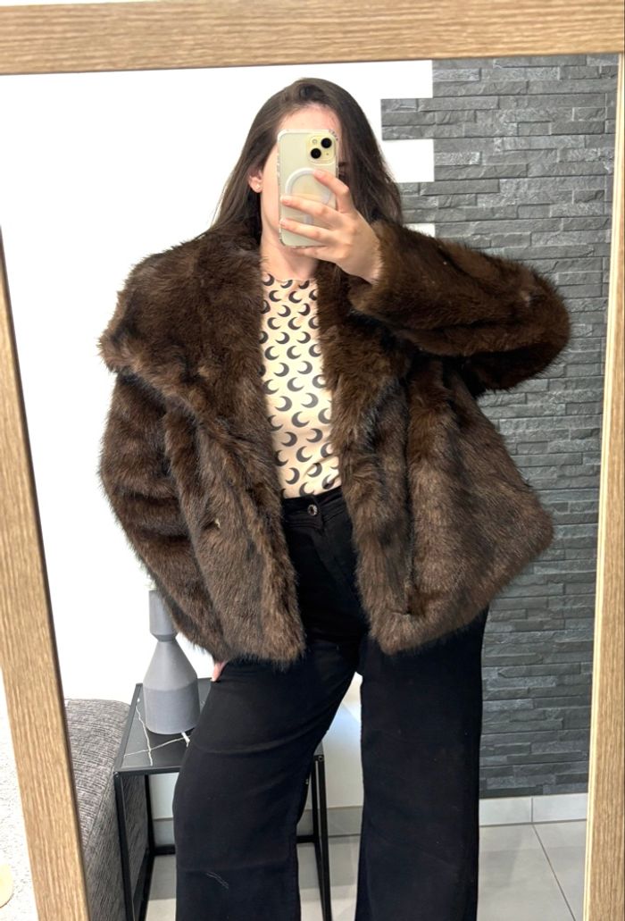 Manteau en fausse fourrure marron – look chic et élégant - photo numéro 2