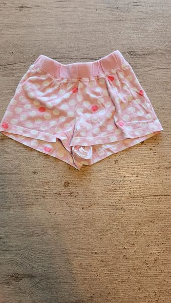 Short pour fille rose avec de gros points rose et blancs, Hema, 7/8 ans