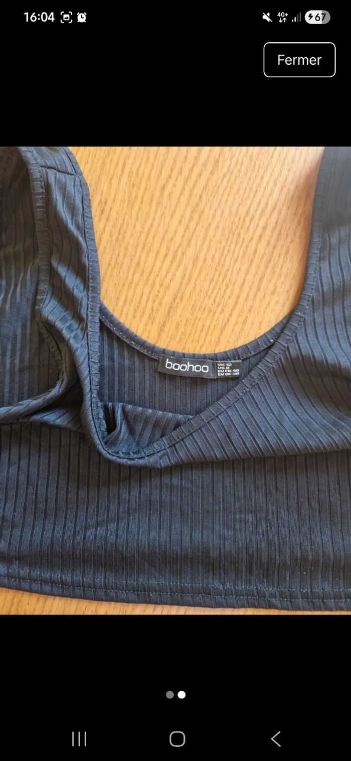 Haut noir - photo numéro 2