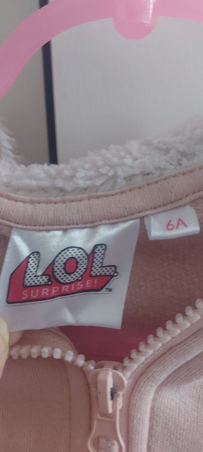 Sweat LOL taille 6 ans - photo numéro 3