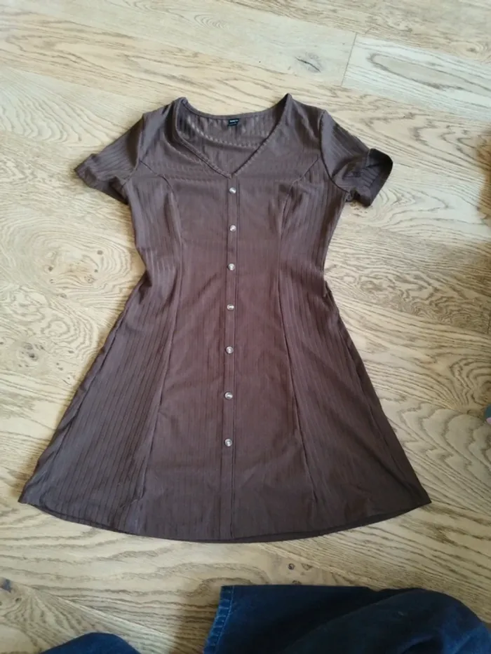 Petite robe marron S