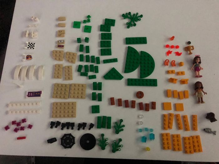 Lego Friends : rafting à la base d aventure - photo numéro 2