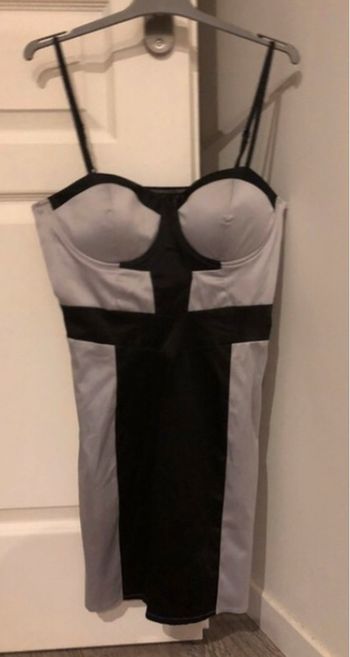 Robe courte
