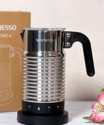 Pousser lait Nespresso