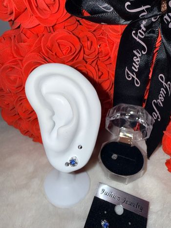 💎 Boucles d’oreilles bleues argentées – Élégance et éclat assuré ! 💎