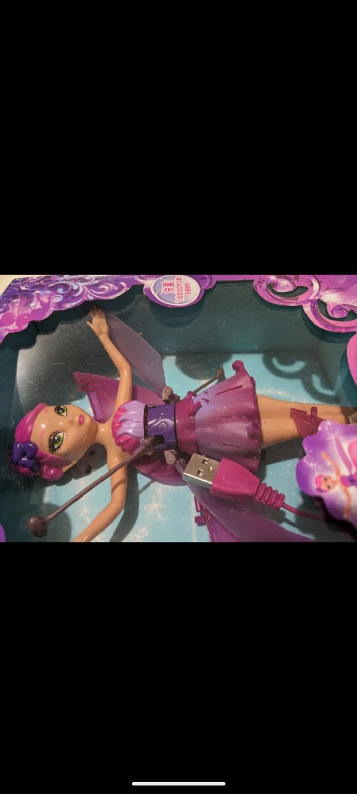 Jolie poupée fée volante  Beauty. - photo numéro 2