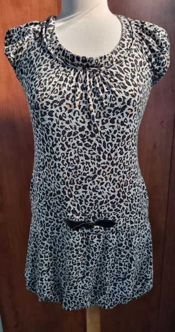 Tunique robe  motifs léopard taille 38/40