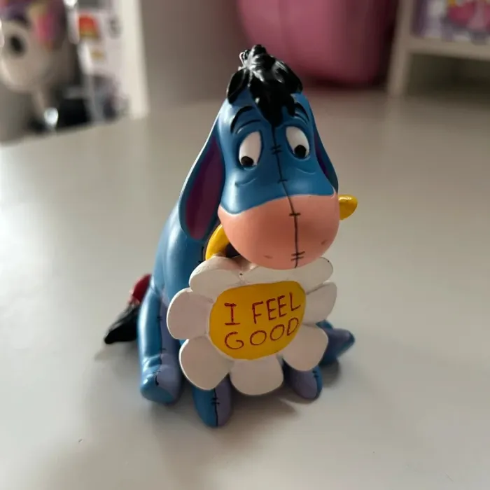 Figurine disney bourriquet winnie i feel good