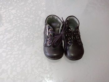 Chaussure fille taille 18