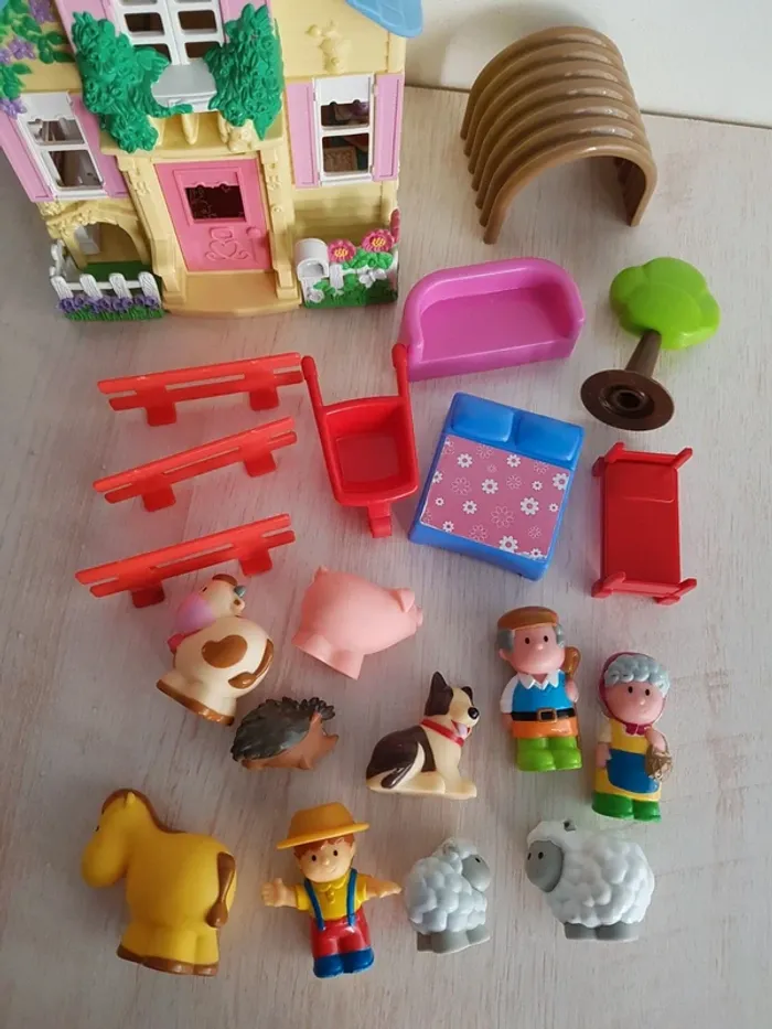 Maison, figurines et animaux de la ferme Oxybul - photo numéro 2