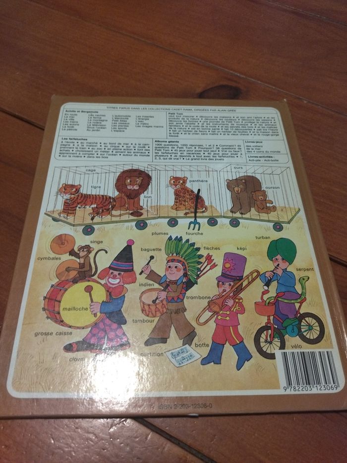 Livre les farfeluches au cirque - photo numéro 2