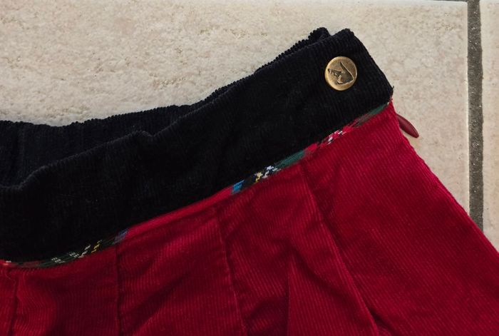 Jupe la faute à voltaire 7/8ans - photo numéro 4