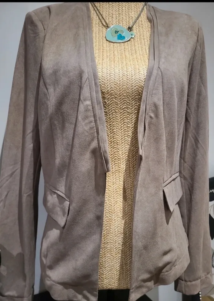 Superbe veste légère imitation daim - photo numéro 2