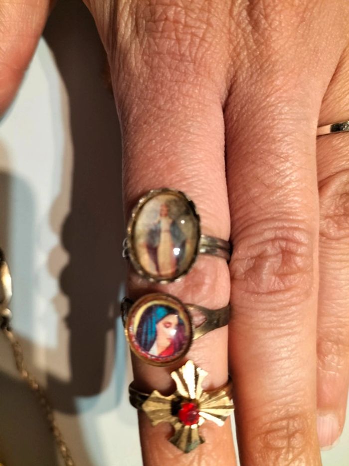 ensemble de bijoux religieux anciens - photo numéro 3