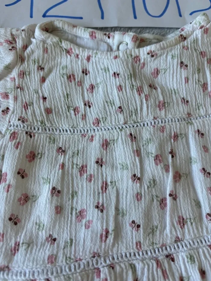 Lot de 2 robes et un gilet - photo numéro 5