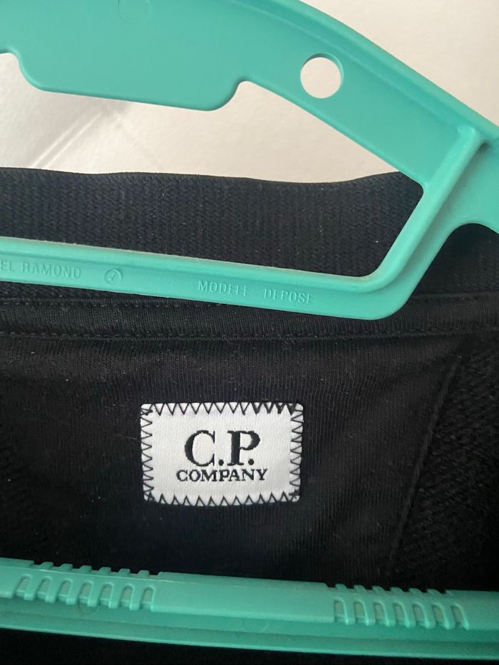 Pull Cp Company - photo numéro 4