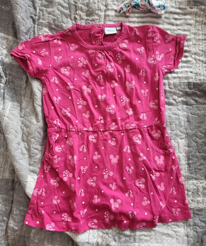 Robe rose minnie 36 mois