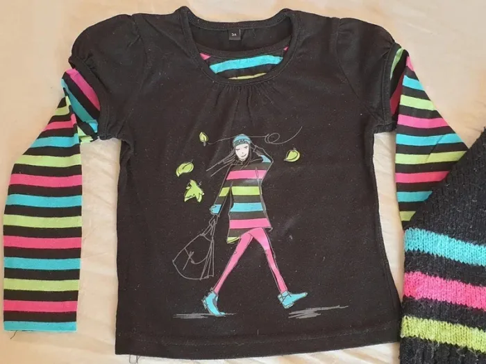 Tee-shirt manches longues et son gilet assortie 3 ans - photo numéro 3