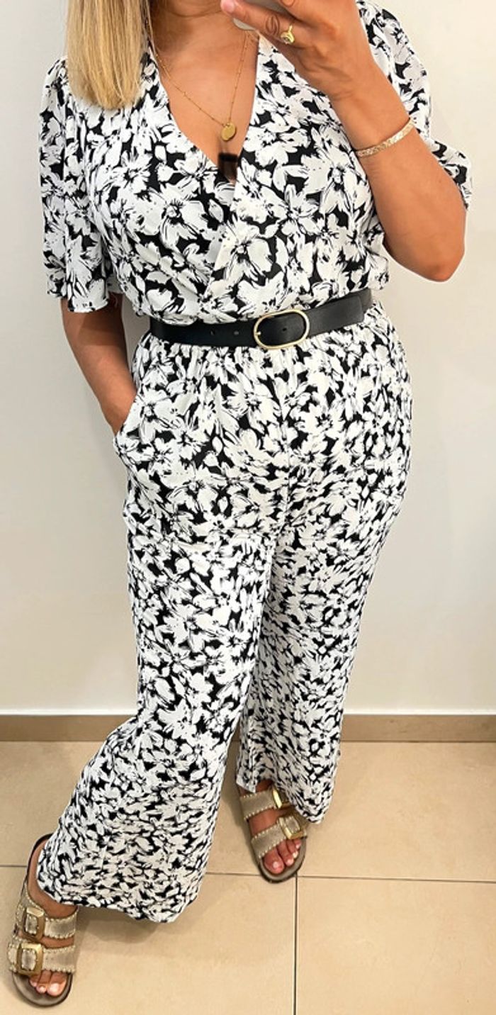 🖤Combinaison fluide à imprimé floral Taille M-L Ikoone & Bianca - photo numéro 4