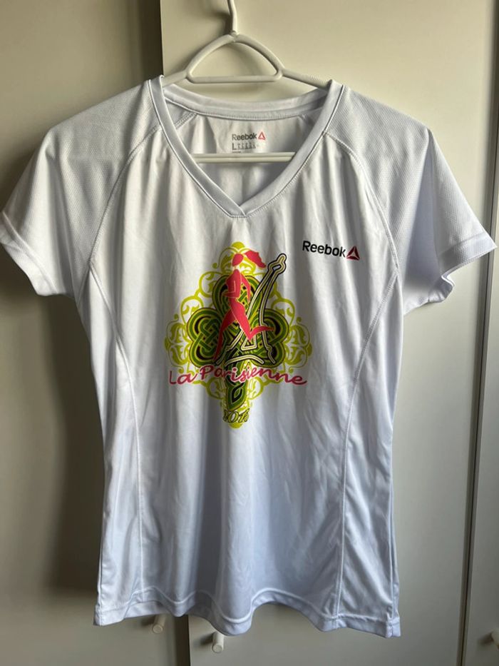 T-shirt reebok La parisienne