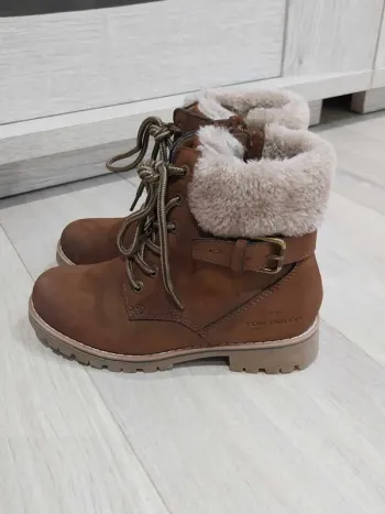Bottine fourrée T.33