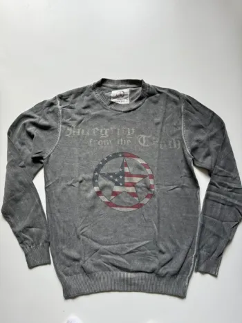 Pull gris avec étoile américaine