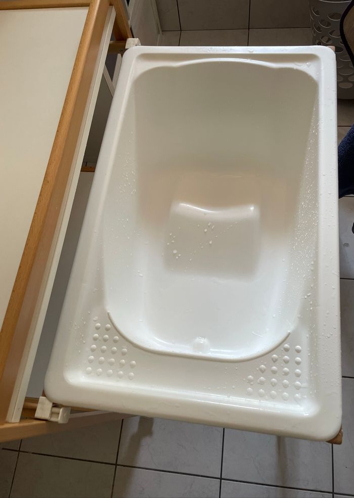 Table à langer baignoire - photo numéro 2