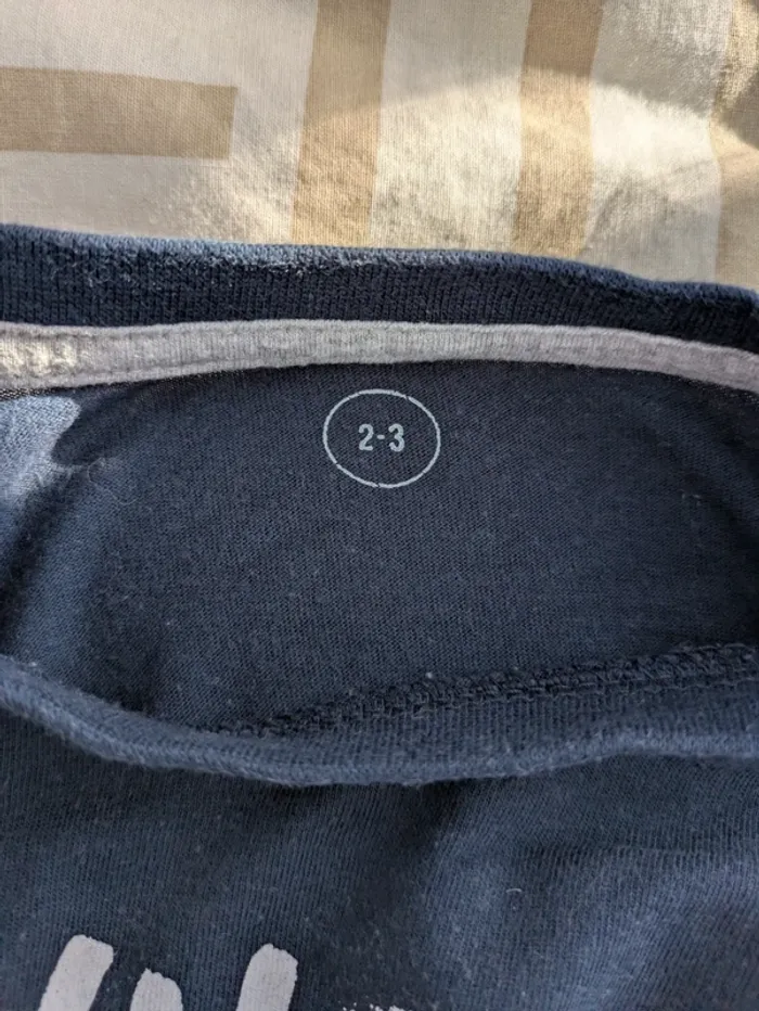 T-Shirt manche longue 2-3 ans - photo numéro 3