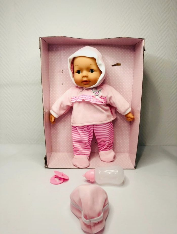Poupée Sophie Love Bébé 26 sons - photo numéro 2